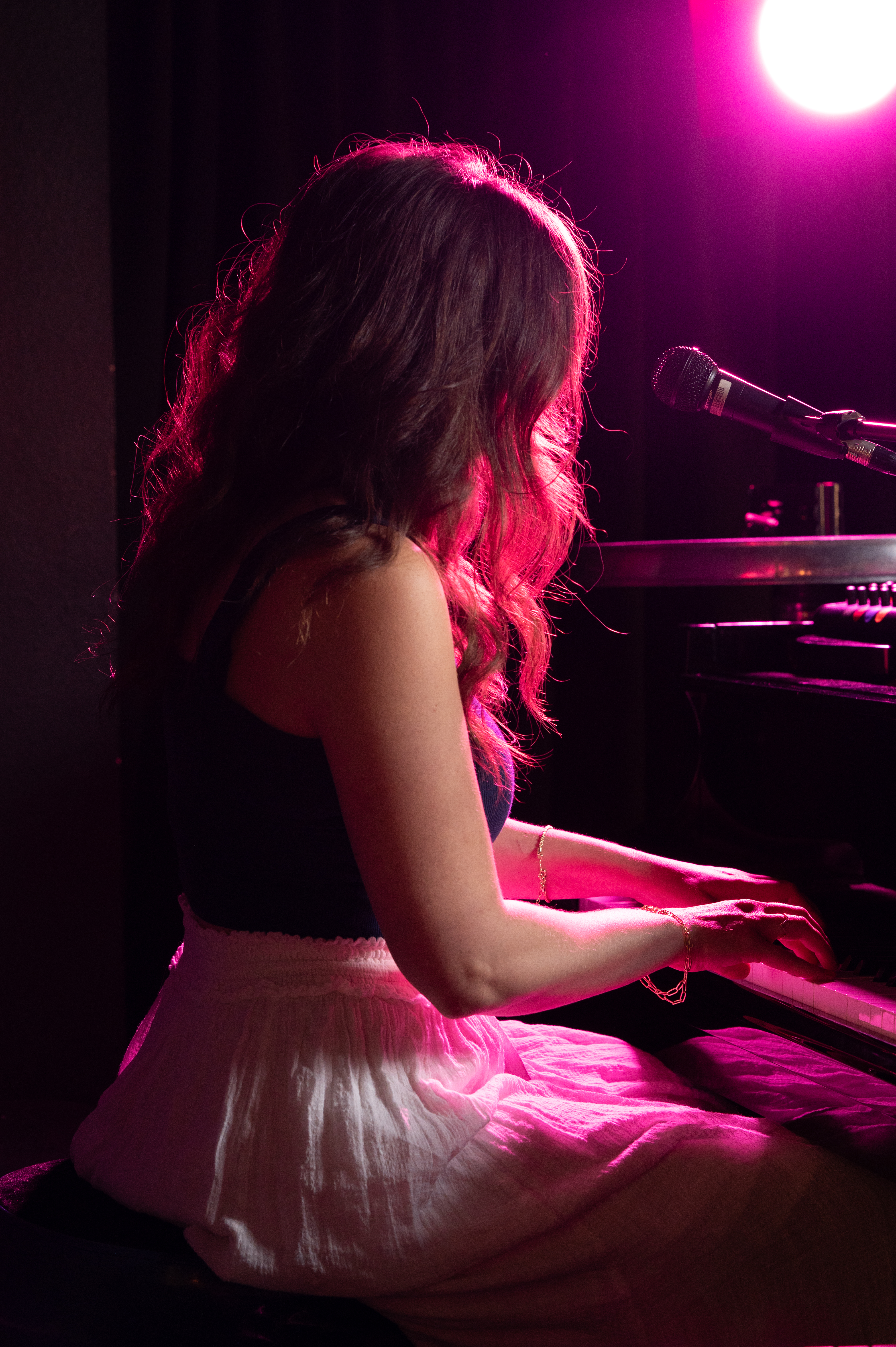 Courtney performing — 5